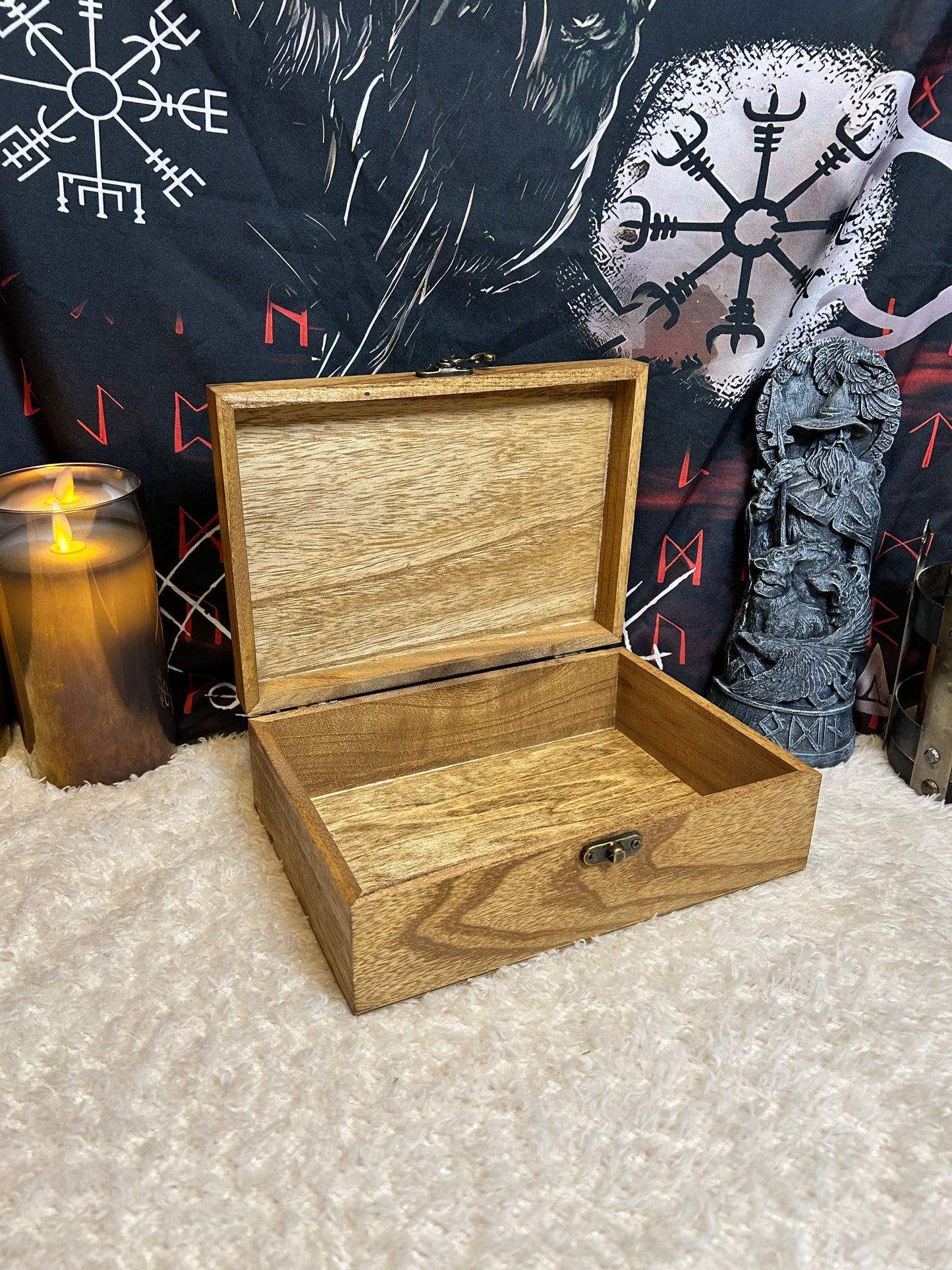 Avian Knotwork Box