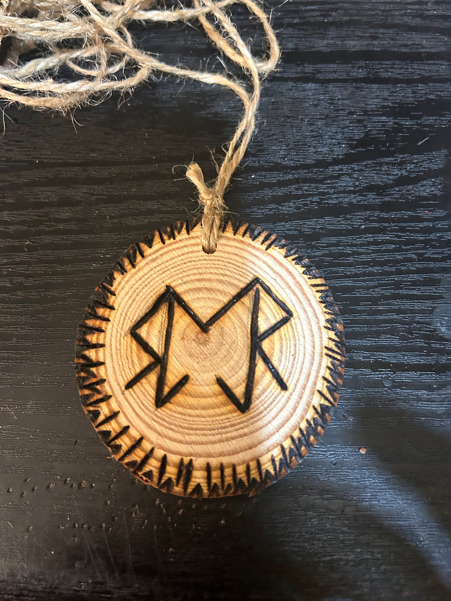 Bindrune Talisman Bauble