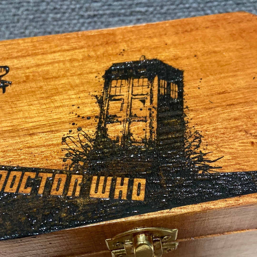 Bad Wolf Tardis Box