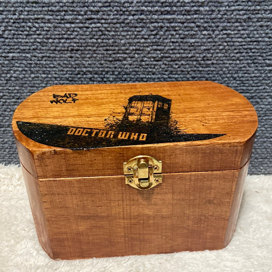 Bad Wolf Tardis Box