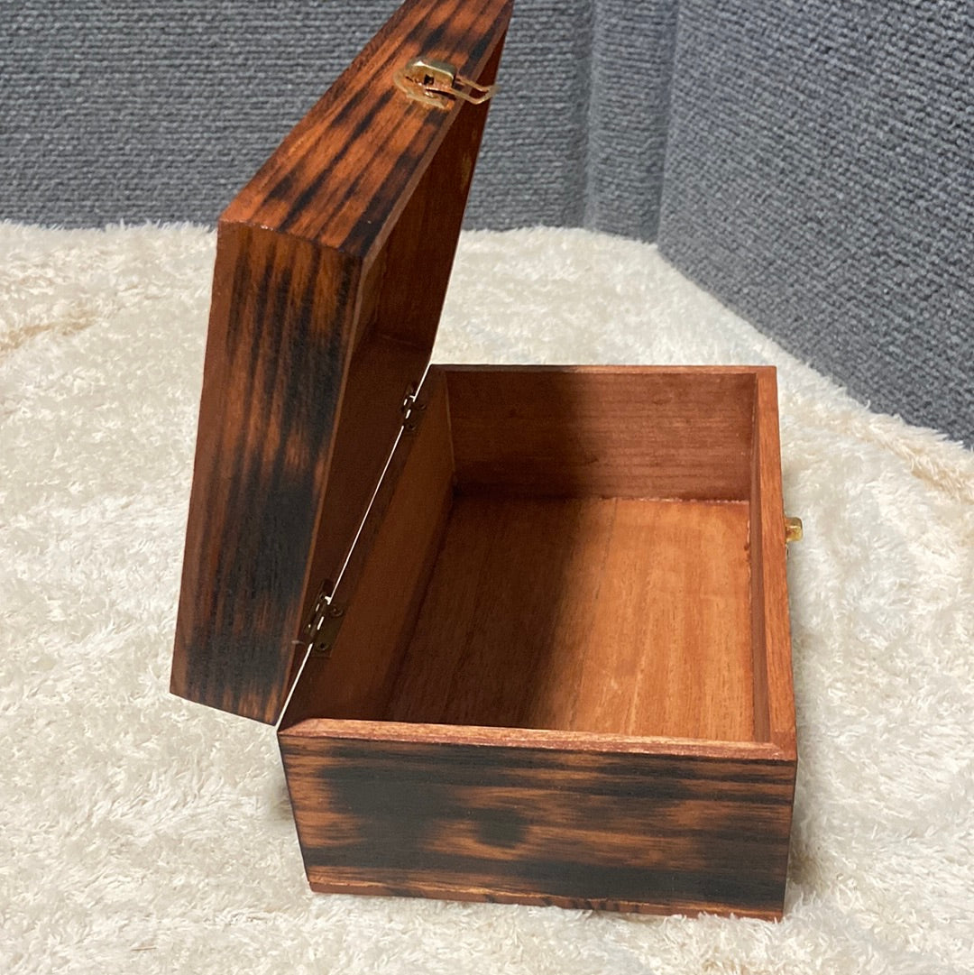 Cordless Hole Puncher Chest