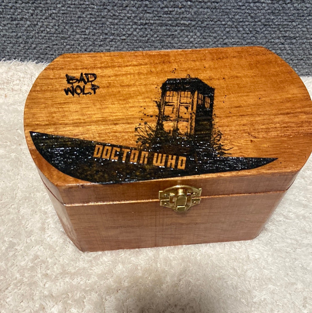 Bad Wolf Tardis Box