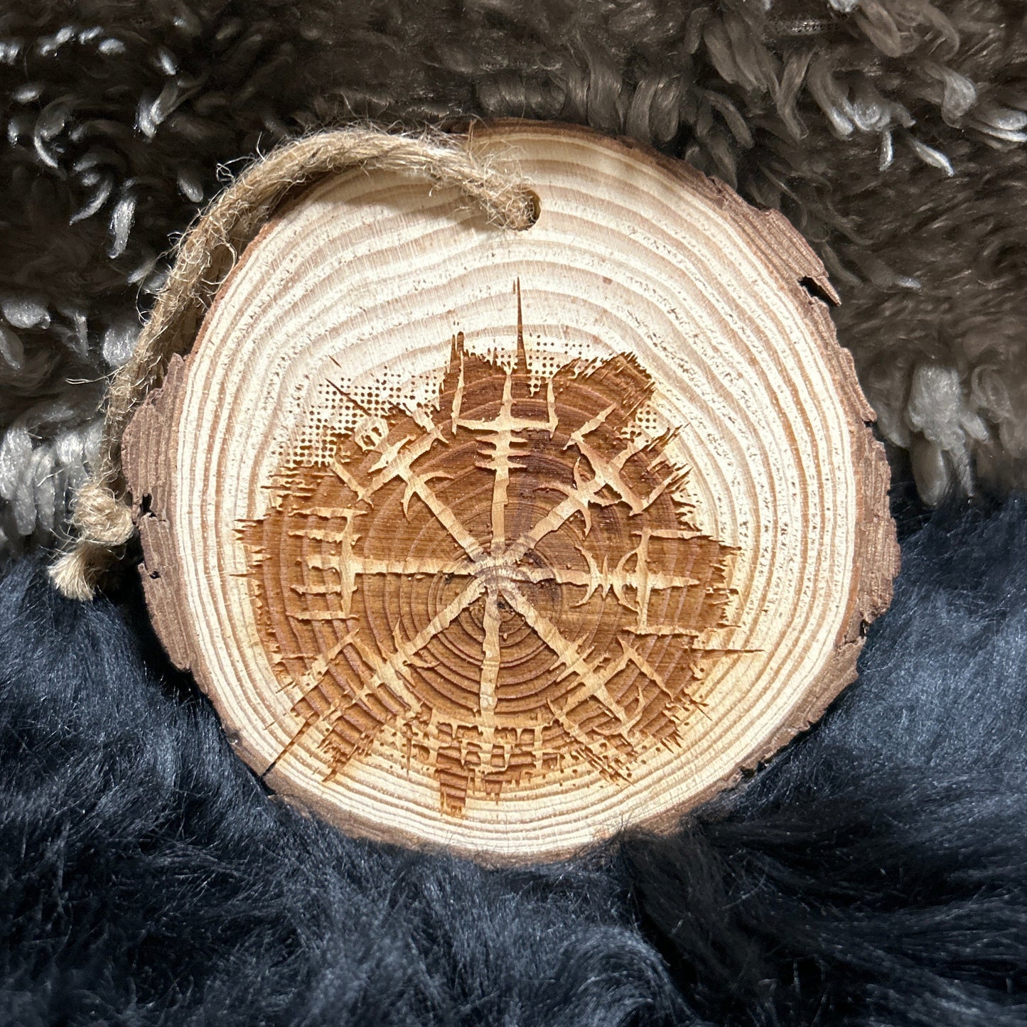 Natural Vegvisir Slice