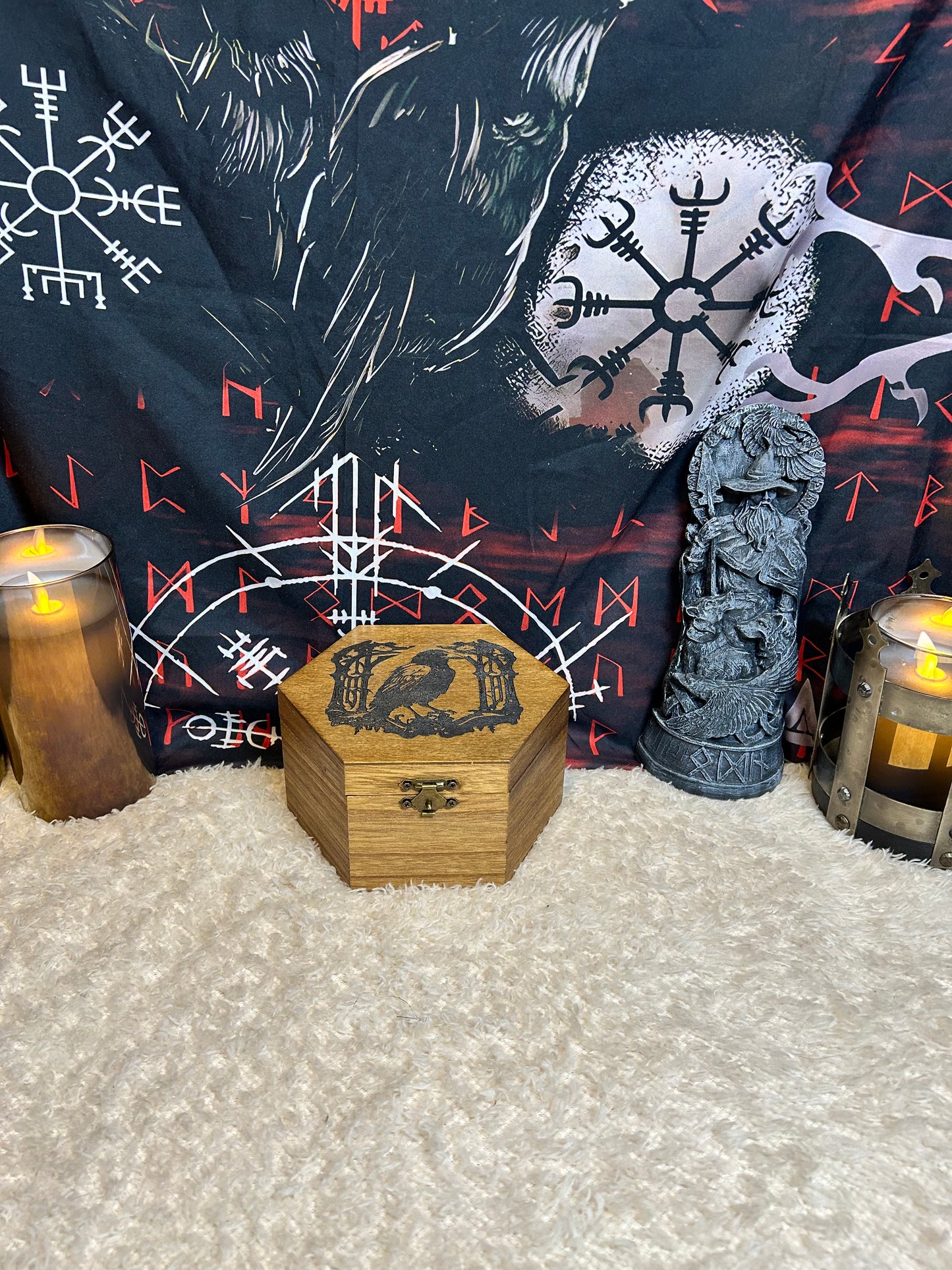 Raven Hex Box