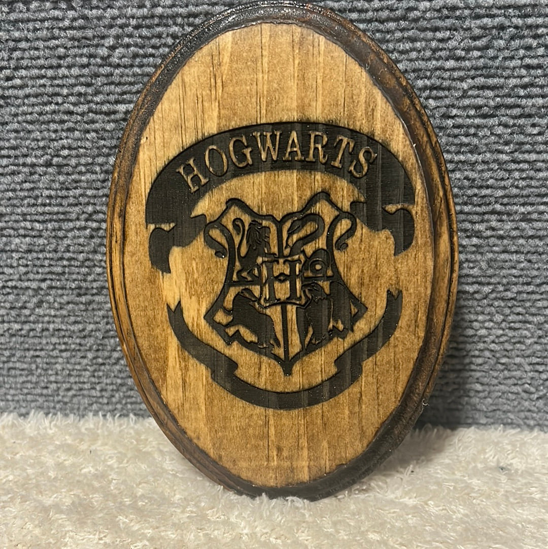Potter Small Wall Crest