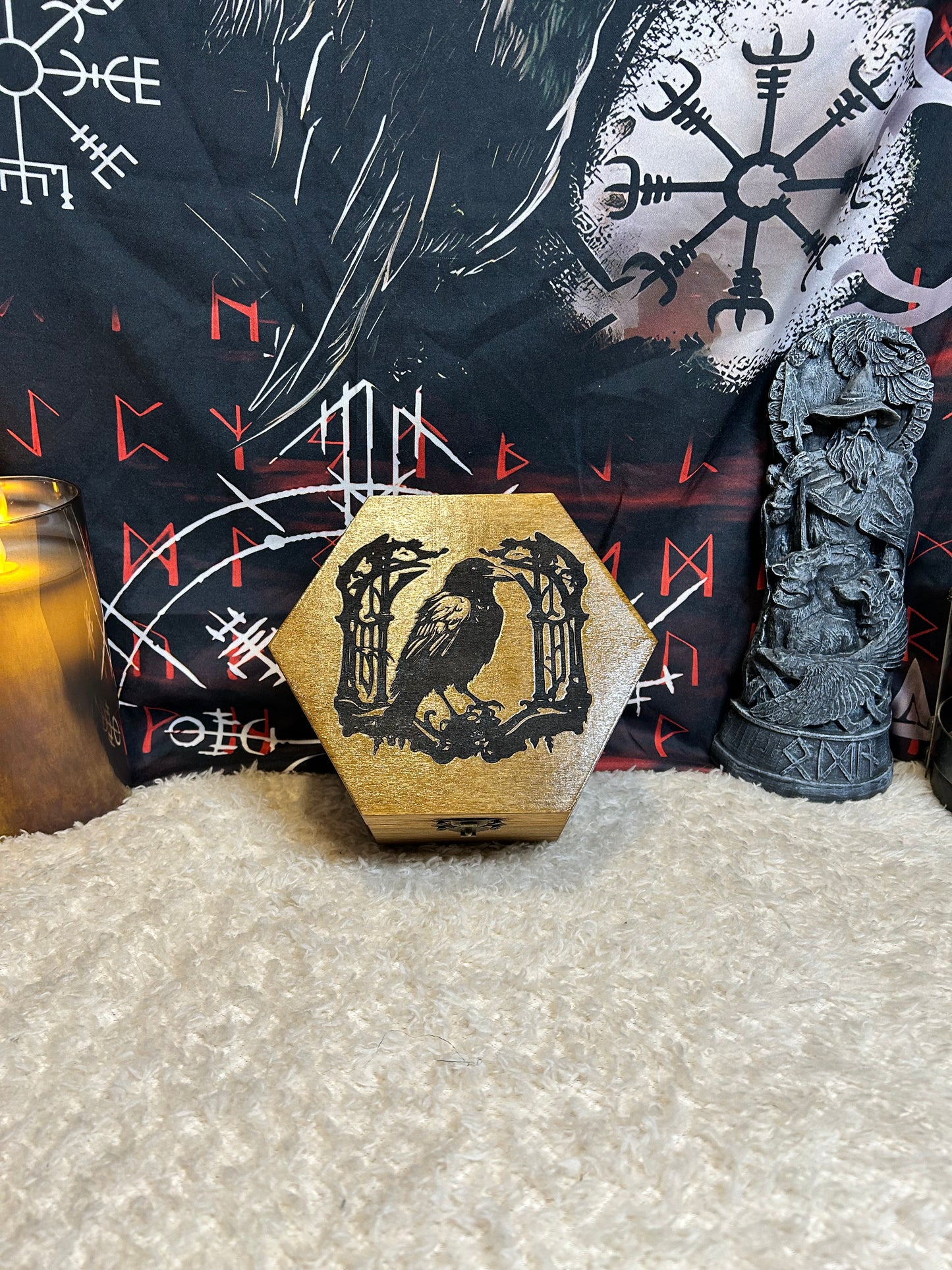 Raven Hex Box