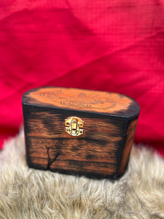 Celtic Hound Knot Box