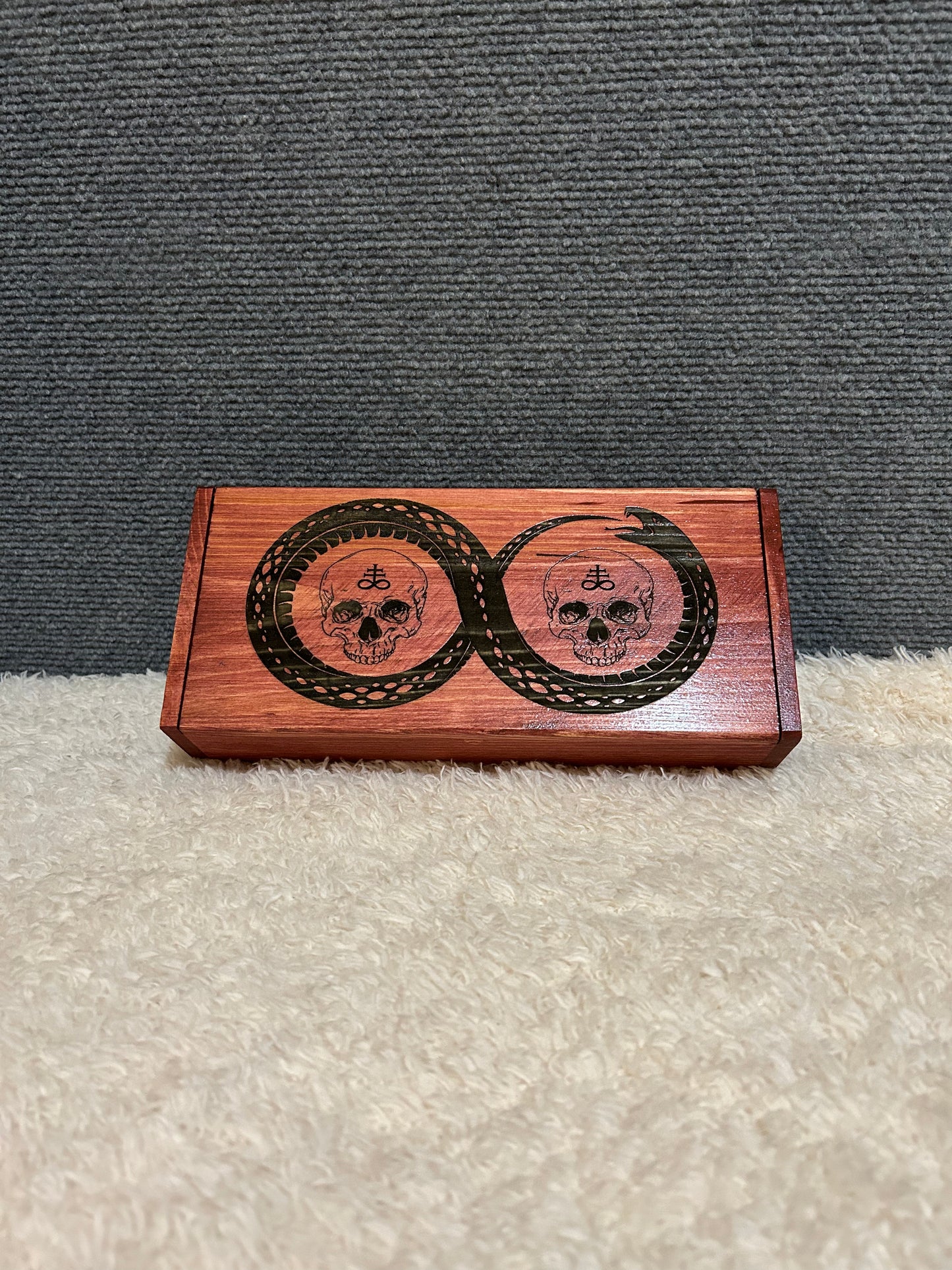 Ouroboros Box