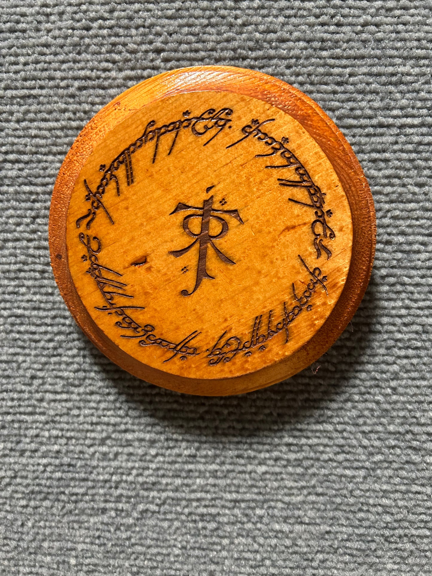 Tolkien insignia