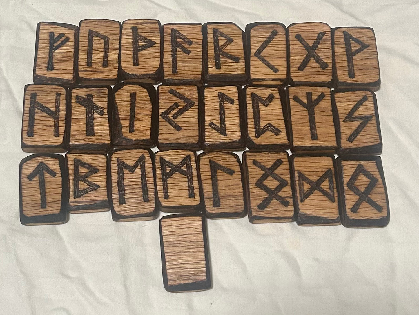 Rune Set: Oaken Runes